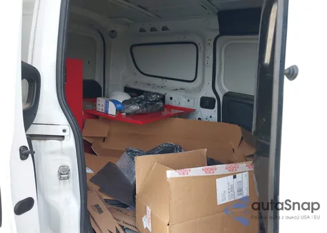 2021 Ram Promaster City Tradesman z USA, uszkodzony, nr VIN ZFBHRFAB8M6T97572